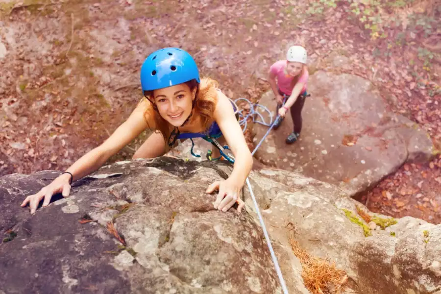 Ponik Jura Climbing Camp - wspinaczkowe wakacje dla dzieci i młodzieży