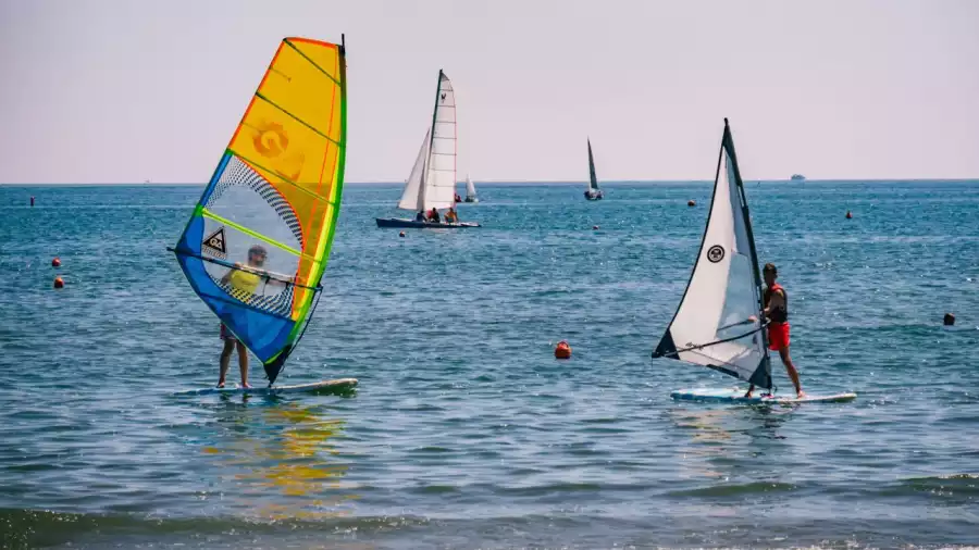 Cesenatico Kolonia windsurfingowa - Centrum Aktywnego Wypoczynku