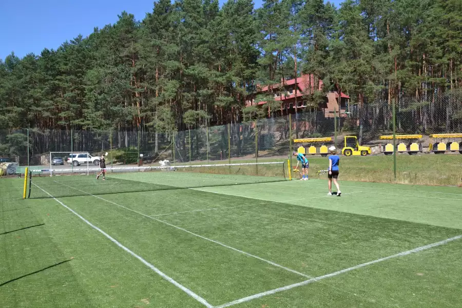 Janów Lubelski Wakacje z tenisem dla dzieci i młodzieży